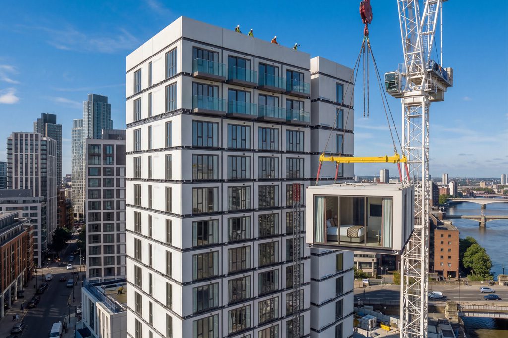 Modular building lifting construction process by GSMOD